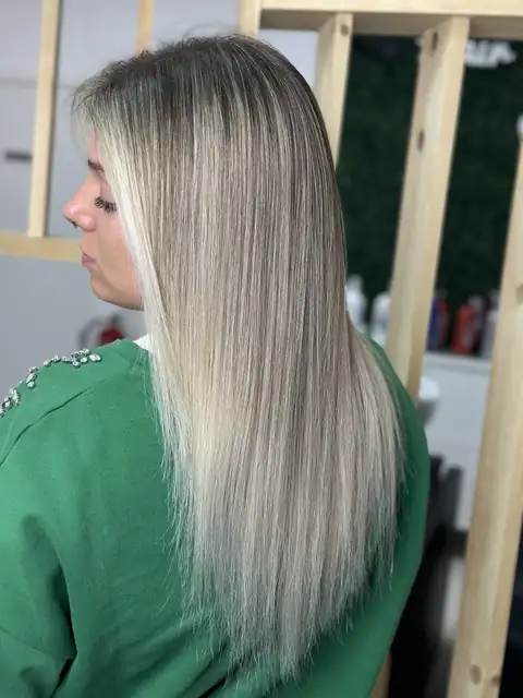 Balayage y rubios — trabajo de Pepa Romero