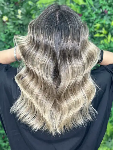 Balayage y rubios — trabajo de Pepa Romero