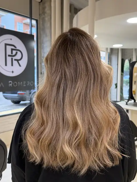 Balayage y rubios — trabajo de Pepa Romero