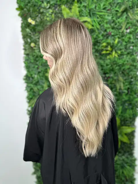 Balayage y rubios — trabajo de Pepa Romero