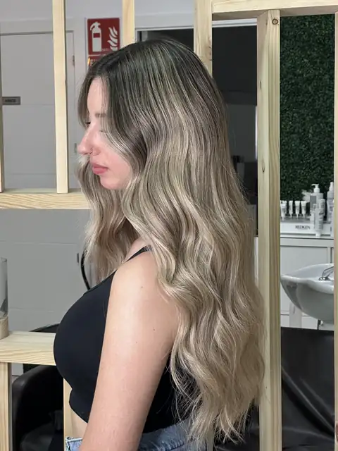 Balayage y rubios — trabajo de Pepa Romero