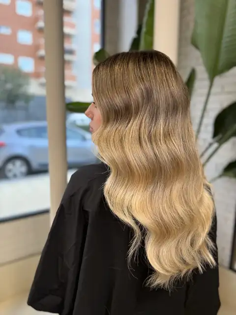Balayage y rubios — trabajo de Pepa Romero