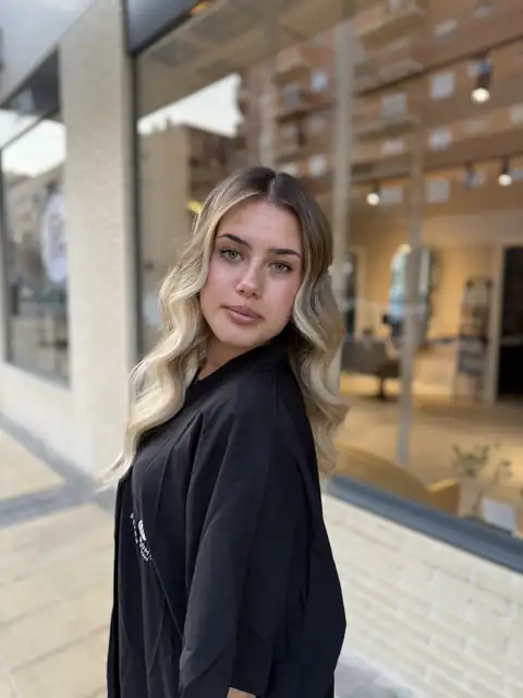 Balayage y rubios — trabajo de Pepa Romero