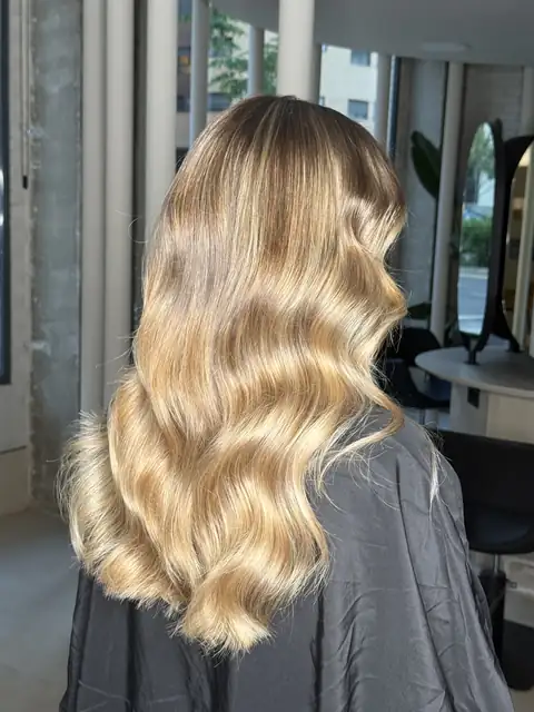 Balayage y rubios — trabajo de Pepa Romero