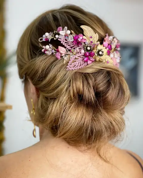Novias y recogidos — trabajo de Pepa Romero